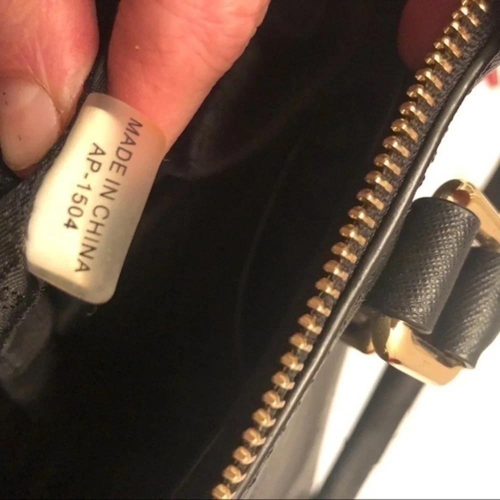 Michael kors black two way zipper bag satchel
